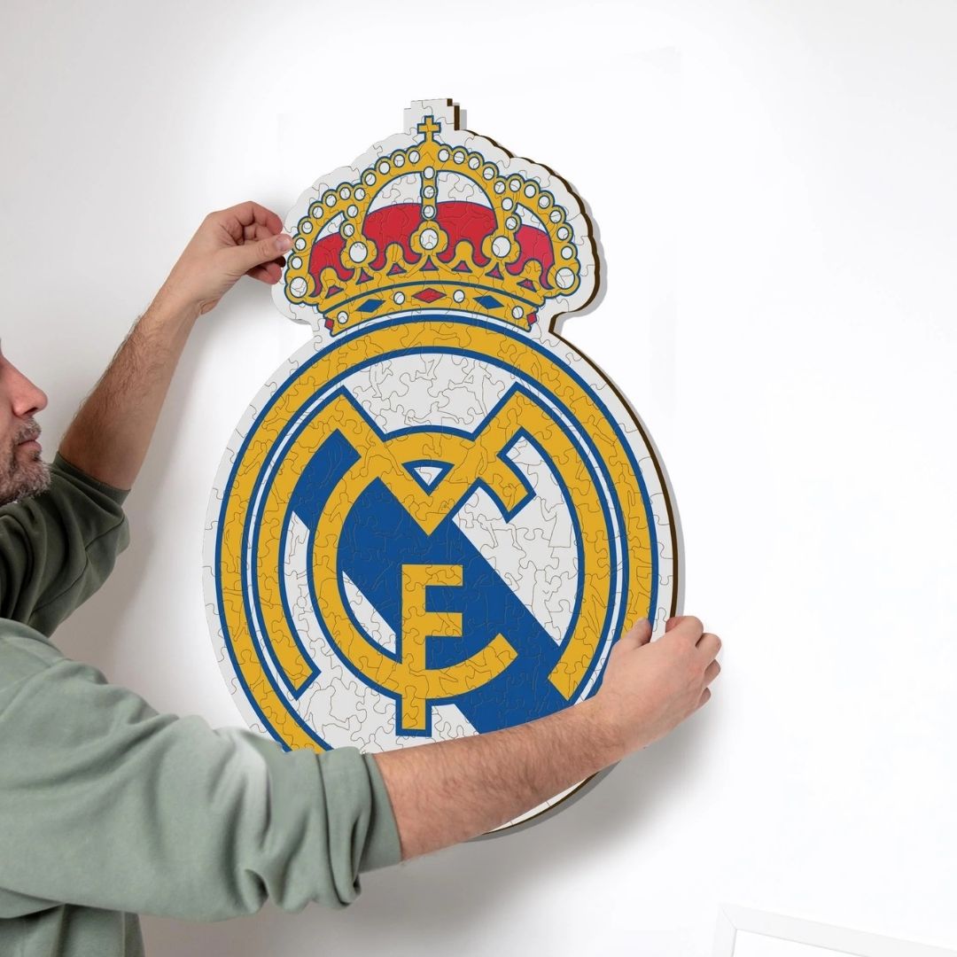 Real Madrid CF® logo - Leyenda Puzzles